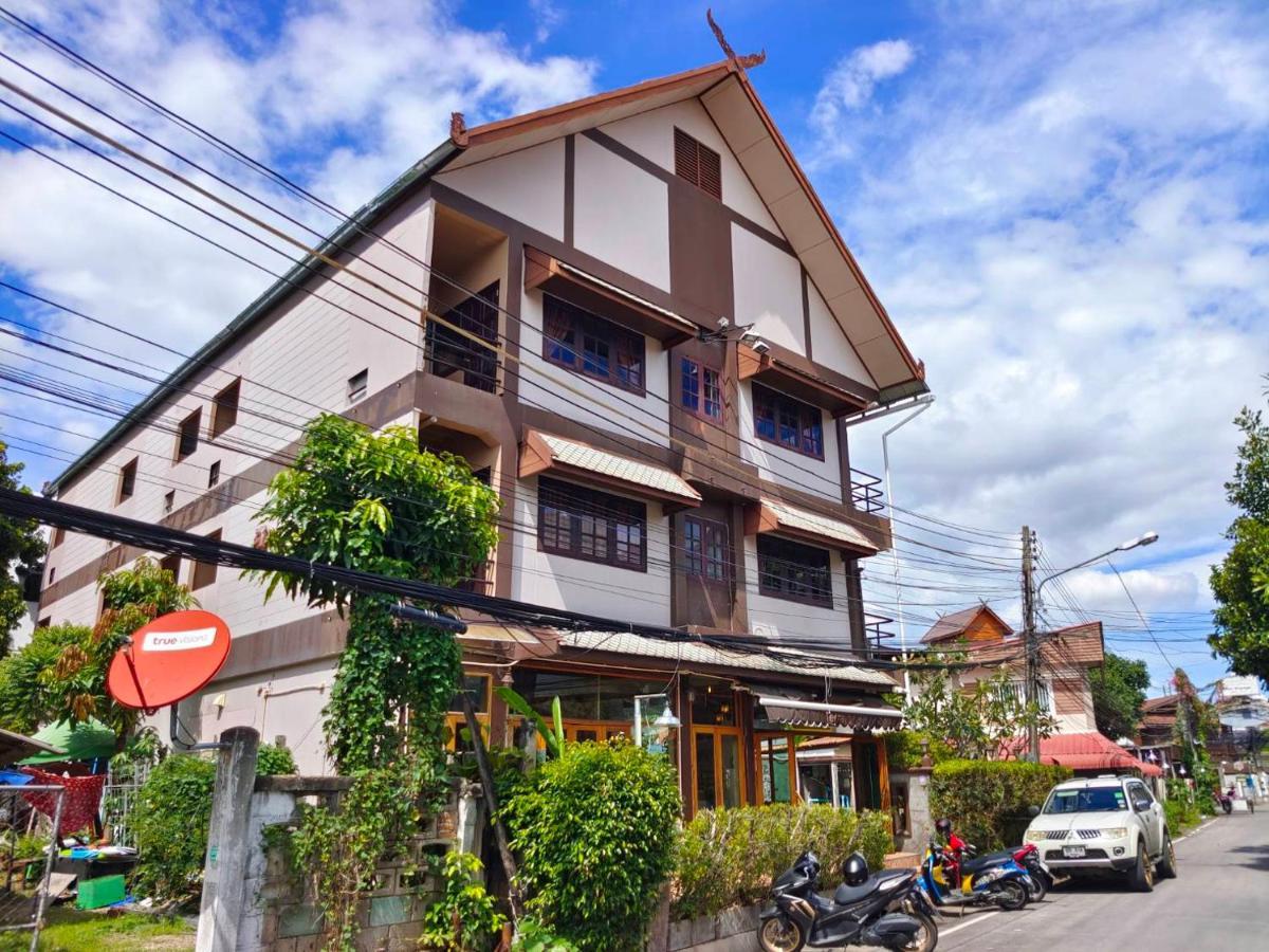 Wualai Boutique By Lanna Oriental Otel Chiang Mai Dış mekan fotoğraf