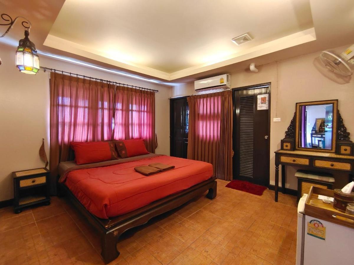 Wualai Boutique By Lanna Oriental Otel Chiang Mai Dış mekan fotoğraf